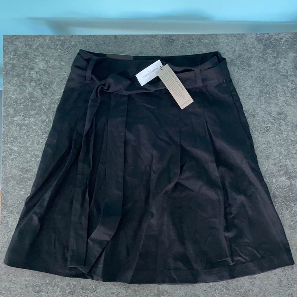 Banana Republic Petite Collection black skirt